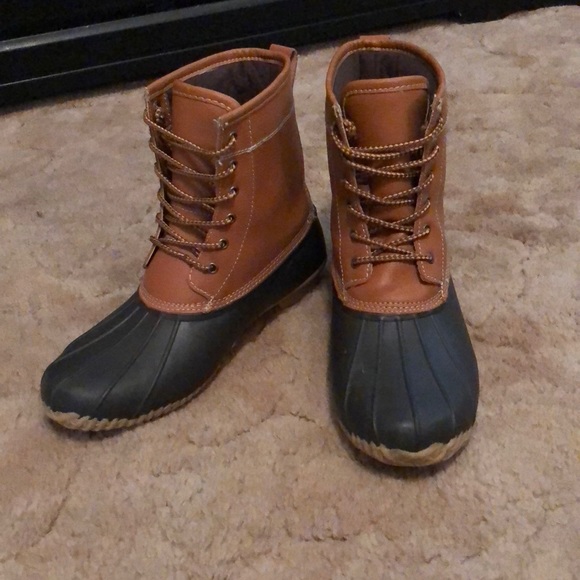 tan and black duck boots